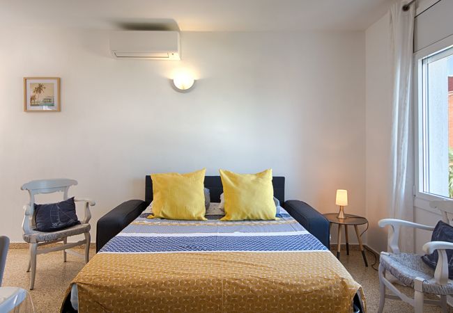 Apartment in Rosas / Roses - MERCE RODOREDA,PISO 2HA VISTA PUERTO 2HA PARKING TERRASSA Apartment in Rosas / Roses - MERCE RODOREDA,PISO 2HA VISTA PUERTO 2HA PARKING TERRASSA