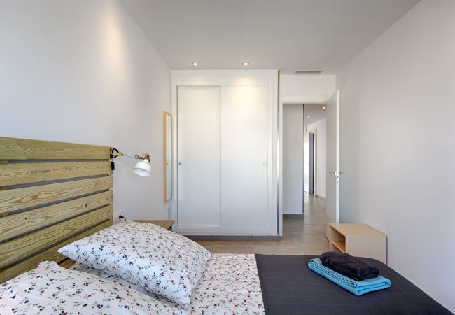 Villa in Empuriabrava - TER MARAVILLOSA VILLA CANAL TER,PISCINA,WIFI, PARKING Villa in Empuriabrava - TER MARAVILLOSA VILLA CANAL TER,PISCINA,WIFI, PARKING