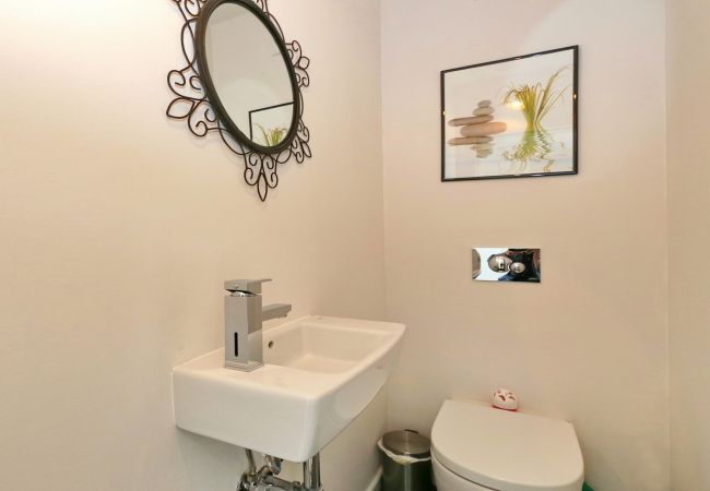 Villa en Empuriabrava - BAHIA 28 Magnífica casa 3 hab. con jardín y piscina privada a 300m de la playa Villa en Empuriabrava - BAHIA 28 Magnífica casa 3 hab. con jardín y piscina privada a 300m de la playa