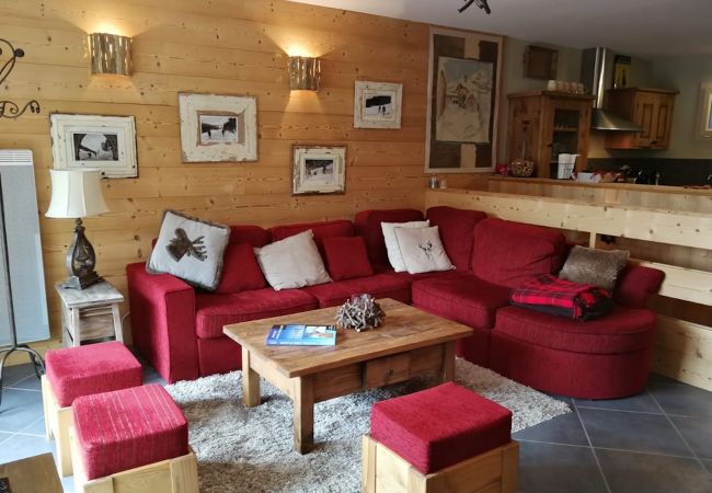 Apartamento en Laveissière - CHALET DUPLEX 3 CH PIED DE PISTE , CENTRE STATION, PARKING , WIFI  Apartamento en Laveissière - CHALET DUPLEX 3 CH PIED DE PISTE , CENTRE STATION, PARKING , WIFI