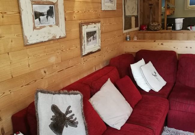 Apartamento en Laveissière - CHALET DUPLEX 3 CH PIED DE PISTE , CENTRE STATION, PARKING , WIFI  Apartamento en Laveissière - CHALET DUPLEX 3 CH PIED DE PISTE , CENTRE STATION, PARKING , WIFI