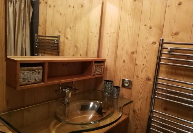 Apartamento en Laveissière - CHALET DUPLEX 3 CH PIED DE PISTE , CENTRE STATION, PARKING , WIFI 