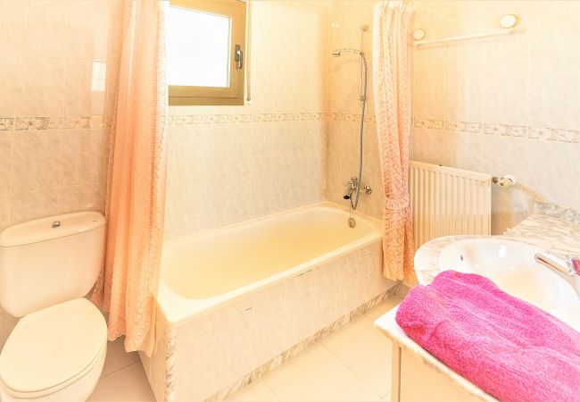 Villa en Rosas / Roses - LA CASUCA Preciosa casa 4 hab. con magnífica vista al mar y piscina privada Villa en Rosas / Roses - LA CASUCA Preciosa casa 4 hab. con magnífica vista al mar y piscina privada