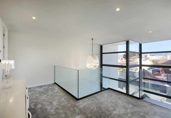 Villa en Empuriabrava - PENI LUJOSA CASA CANAL PENI,4ha, PISCINA, AMARRE 25m,WIFI Villa en Empuriabrava - PENI LUJOSA CASA CANAL PENI,4ha, PISCINA, AMARRE 25m,WIFI