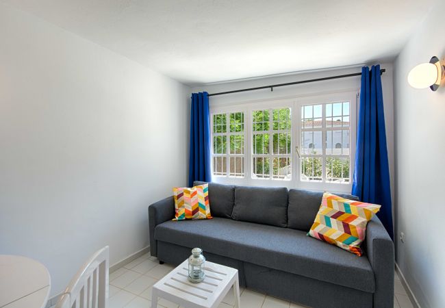 Apartamento en Empuriabrava - BADIA 9,PISO 1ha,PISCINA,100m playa,PARKING,WIFI Apartamento en Empuriabrava - BADIA 9,PISO 1ha,PISCINA,100m playa,PARKING,WIFI