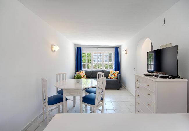 Apartamento en Empuriabrava - BADIA 9,PISO 1ha,PISCINA,100m playa,PARKING,WIFI Apartamento en Empuriabrava - BADIA 9,PISO 1ha,PISCINA,100m playa,PARKING,WIFI