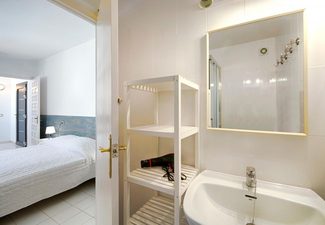 Apartamento en Empuriabrava - BADIA 9,PISO 1ha,PISCINA,100m playa,PARKING,WIFI Apartamento en Empuriabrava - BADIA 9,PISO 1ha,PISCINA,100m playa,PARKING,WIFI