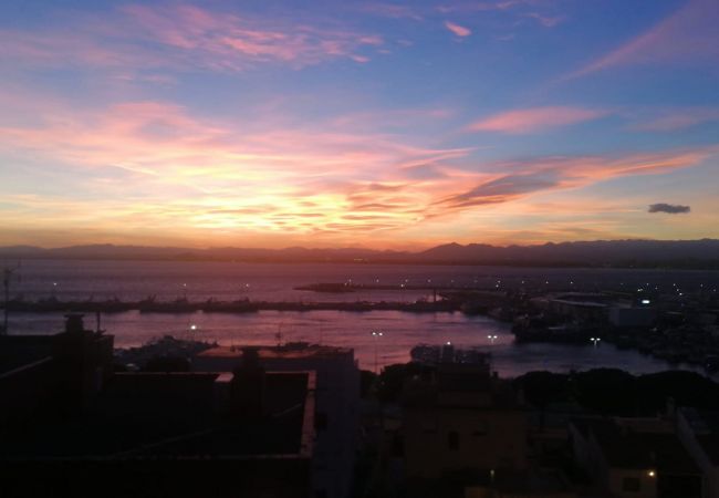 Apartamento en Rosas / Roses - MERCE RODOREDA,PISO 2HA VISTA PUERTO 2HA PARKING TERRASSA Apartamento en Rosas / Roses - MERCE RODOREDA,PISO 2HA VISTA PUERTO 2HA PARKING TERRASSA