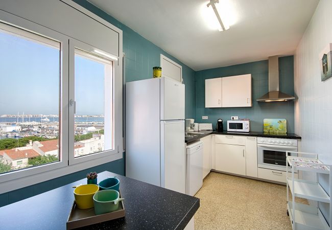 Apartamento en Rosas / Roses - MERCE RODOREDA,PISO 2HA VISTA PUERTO 2HA PARKING TERRASSA Apartamento en Rosas / Roses - MERCE RODOREDA,PISO 2HA VISTA PUERTO 2HA PARKING TERRASSA