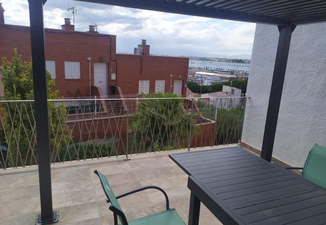 Apartamento en Rosas / Roses - MERCE RODOREDA,PISO 2HA VISTA PUERTO 2HA PARKING TERRASSA Apartamento en Rosas / Roses - MERCE RODOREDA,PISO 2HA VISTA PUERTO 2HA PARKING TERRASSA