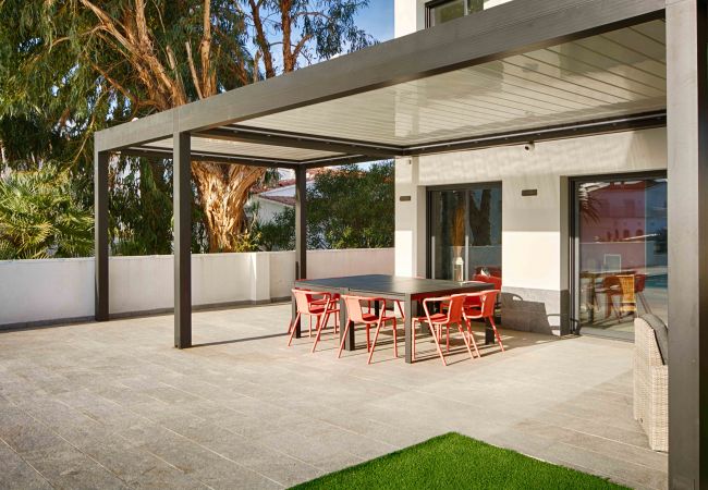 Villa en Empuriabrava - TER MARAVILLOSA VILLA CANAL TER,PISCINA,WIFI, PARKING Villa en Empuriabrava - TER MARAVILLOSA VILLA CANAL TER,PISCINA,WIFI, PARKING