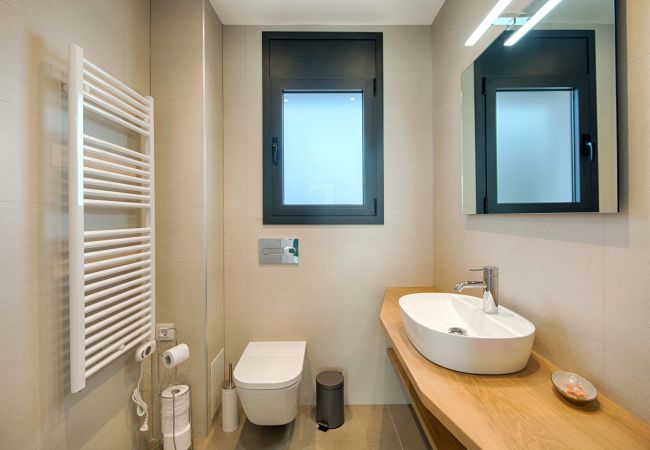 Villa en Empuriabrava - TER MARAVILLOSA VILLA CANAL TER,PISCINA,WIFI, PARKING Villa en Empuriabrava - TER MARAVILLOSA VILLA CANAL TER,PISCINA,WIFI, PARKING