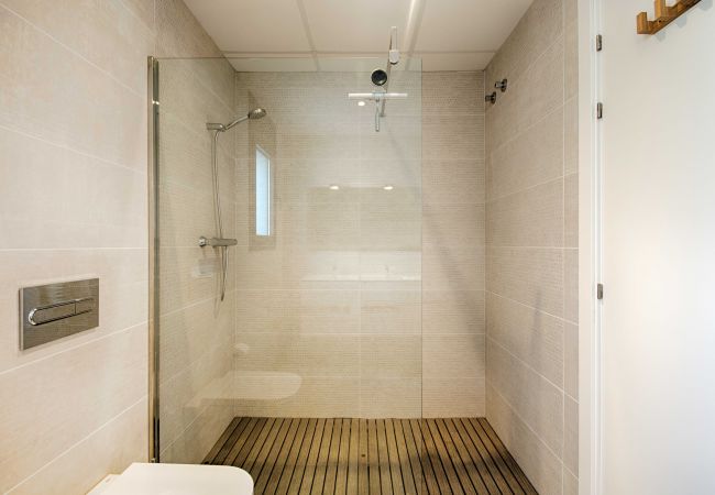 Villa en Empuriabrava - TER MARAVILLOSA VILLA CANAL TER,PISCINA,WIFI, PARKING Villa en Empuriabrava - TER MARAVILLOSA VILLA CANAL TER,PISCINA,WIFI, PARKING