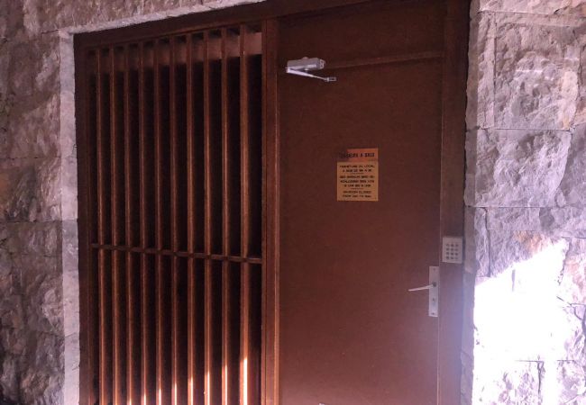 Apartamento en Val-d´Isère - L'ALBARON 3CH,WIFI,PARKING, 100 m PISTES Apartamento en Val-d´Isère - L'ALBARON 3CH,WIFI,PARKING, 100 m PISTES