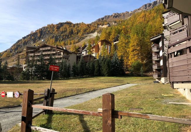 Apartamento en Val-d´Isère - L'ALBARON 3CH,WIFI,PARKING, 100 m PISTES Apartamento en Val-d´Isère - L'ALBARON 3CH,WIFI,PARKING, 100 m PISTES