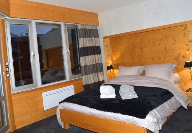 Apartamento en Val-d´Isère - L'ALBARON 3CH,WIFI,PARKING, 100 m PISTES Apartamento en Val-d´Isère - L'ALBARON 3CH,WIFI,PARKING, 100 m PISTES