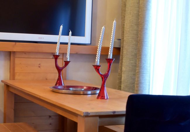 Apartamento en Val-d´Isère - L'ALBARON 3CH,WIFI,PARKING, 100 m PISTES Apartamento en Val-d´Isère - L'ALBARON 3CH,WIFI,PARKING, 100 m PISTES