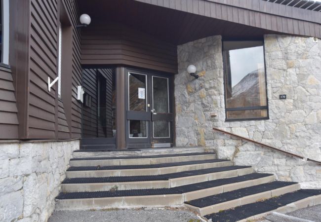 Apartamento en Val-d´Isère - L'ALBARON 3CH,WIFI,PARKING, 100 m PISTES Apartamento en Val-d´Isère - L'ALBARON 3CH,WIFI,PARKING, 100 m PISTES