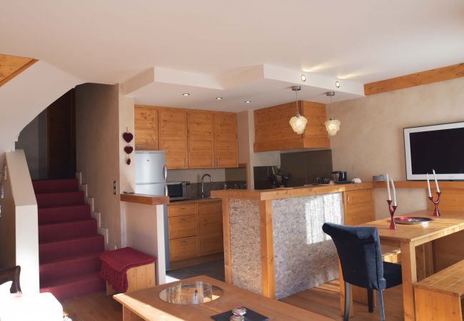 Apartamento en Val-d´Isère - L'ALBARON 3CH,WIFI,PARKING, 100 m PISTES Apartamento en Val-d´Isère - L'ALBARON 3CH,WIFI,PARKING, 100 m PISTES