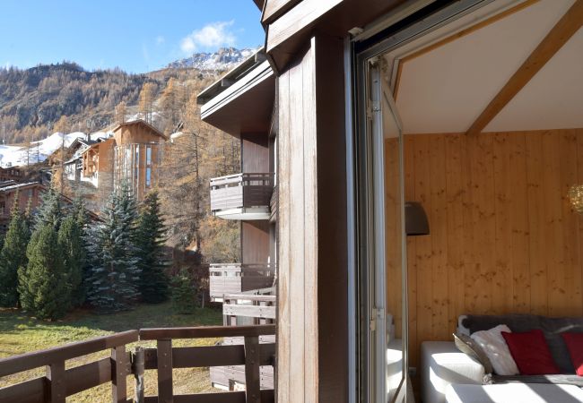 Apartamento en Val-d´Isère - L'ALBARON 3CH,WIFI,PARKING, 100 m PISTES Apartamento en Val-d´Isère - L'ALBARON 3CH,WIFI,PARKING, 100 m PISTES