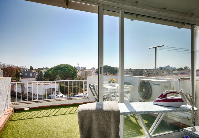 Villa en Empuriabrava - VILLA PORT DEL SOL 3 HA, WIFI, PARKING , AMARRE Villa en Empuriabrava - VILLA PORT DEL SOL 3 HA, WIFI, PARKING , AMARRE