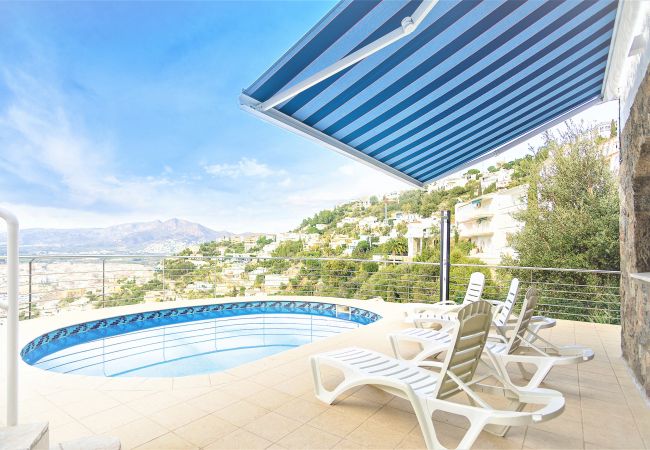 Villa à Rosas / Roses - LA CASUCA TRES BELLE VILLA CASUCA 4ch,magnifique vue mer,PISCINE,WIFI,PARKING Villa à Rosas / Roses - LA CASUCA TRES BELLE VILLA CASUCA 4ch,magnifique vue mer,PISCINE,WIFI,PARKING