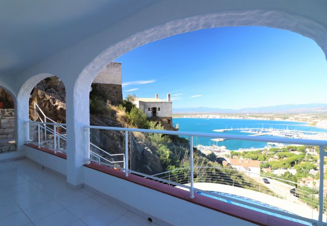 Villa à Rosas / Roses - LA CASUCA TRES BELLE VILLA CASUCA 4ch,magnifique vue mer,PISCINE,WIFI,PARKING Villa à Rosas / Roses - LA CASUCA TRES BELLE VILLA CASUCA 4ch,magnifique vue mer,PISCINE,WIFI,PARKING
