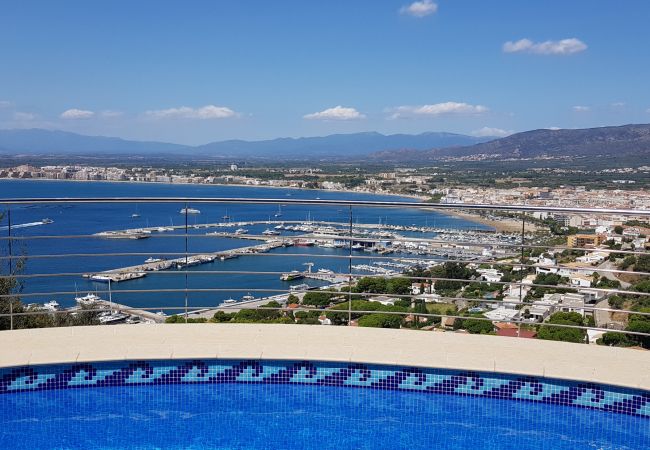 Villa à Rosas / Roses - LA CASUCA TRES BELLE VILLA CASUCA 4ch,magnifique vue mer,PISCINE,WIFI,PARKING