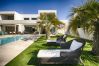Villa à Empuriabrava - PENI LUXUEUSE VILLA CANAL PENI, 4CH,PISCINE, AMARRE 25m,WIFI Villa à Empuriabrava - PENI LUXUEUSE VILLA CANAL PENI, 4CH,PISCINE, AMARRE 25m,WIFI