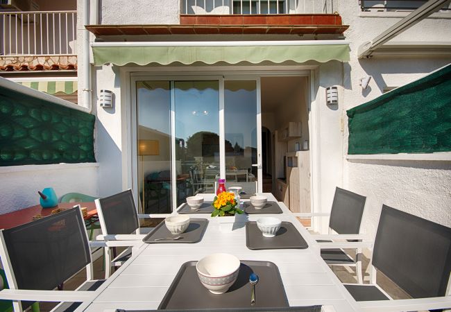 Villa à Empuriabrava - VILLA PORT DEL SOL 3CH, WIFI, PARKING , AMARRE Villa à Empuriabrava - VILLA PORT DEL SOL 3CH, WIFI, PARKING , AMARRE