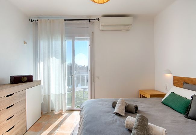 Villa à Empuriabrava - VILLA PORT DEL SOL 3CH, WIFI, PARKING , AMARRE Villa à Empuriabrava - VILLA PORT DEL SOL 3CH, WIFI, PARKING , AMARRE